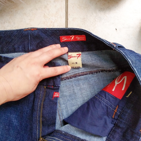 WOMENS 7 FOR ALL MANKIND jeans SZ 16 - Picture 6 of 7